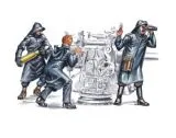 U-Boot VII 88 mm cannon crew in action 1:72