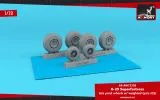 B-29 late production wheels 1:72 B-29 late production wheels 1:72