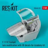 F-111C Cockpit late for Academy 1:48