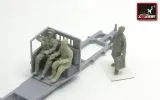 Soviet officer & drivers (WWII) …in the truck cab 1:72