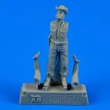 U.S.A.F. Maintenance crew - farm gate op. V. W. 1:48