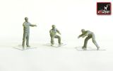 Soviet/ Russian modern airfield groung personnel 1:72