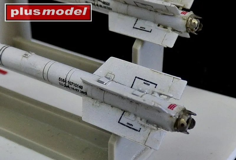 R-73 - AA-11 Archer 1:48