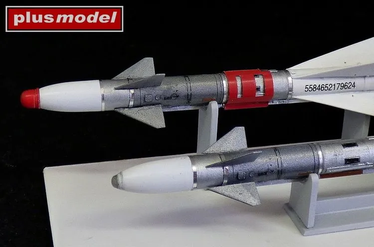 R-40TD (AA-6D Acrid) 1:48