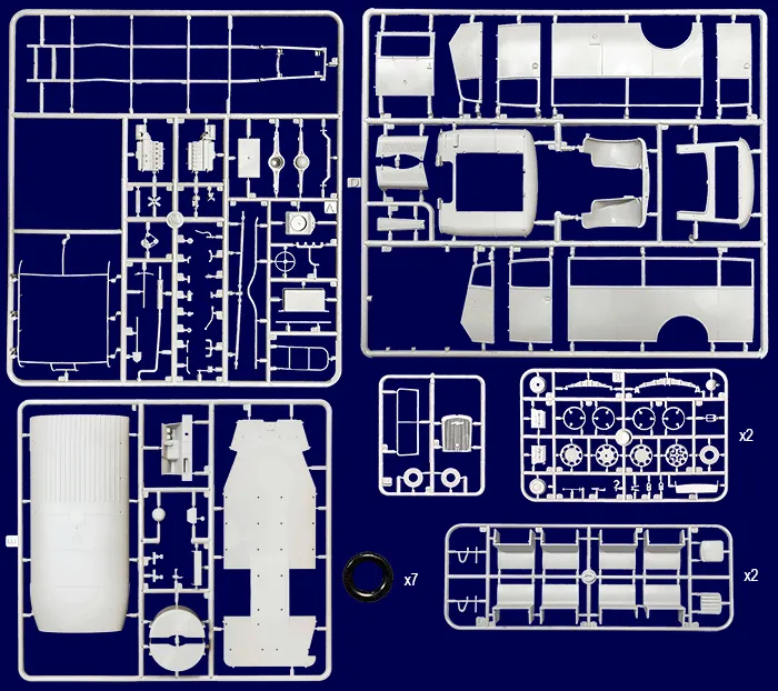 Opel 3.6-47 Omnibus model W39 Ludewig-built, early 1:35