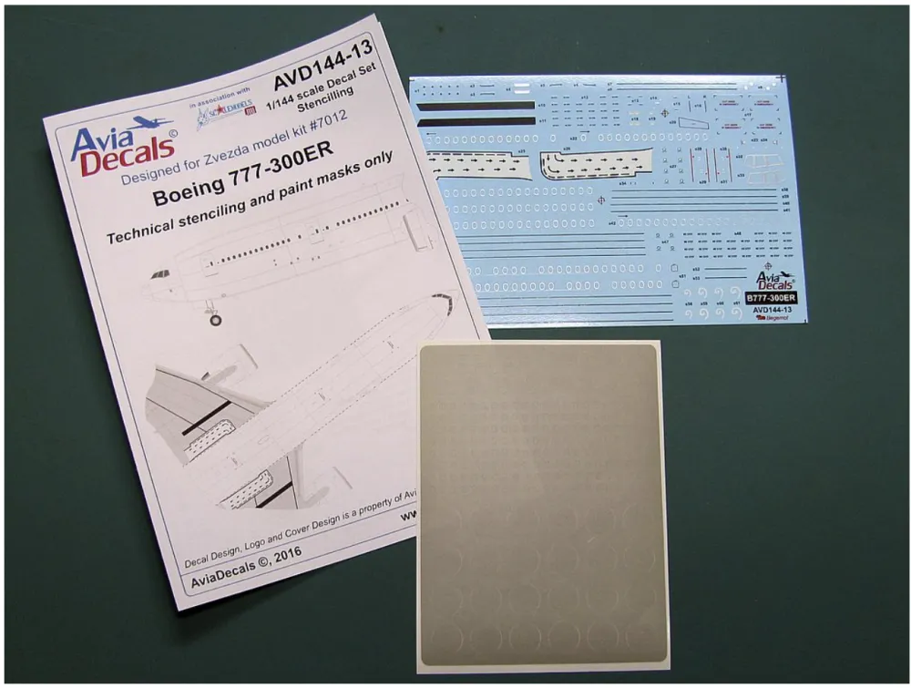 Boeing 777-300ER Technical Stenciling 1:144