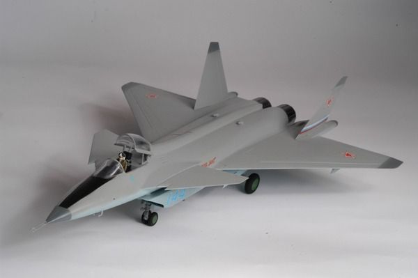 MiG 1.44 MFI Flatpack - Multirole Fighter 1:72