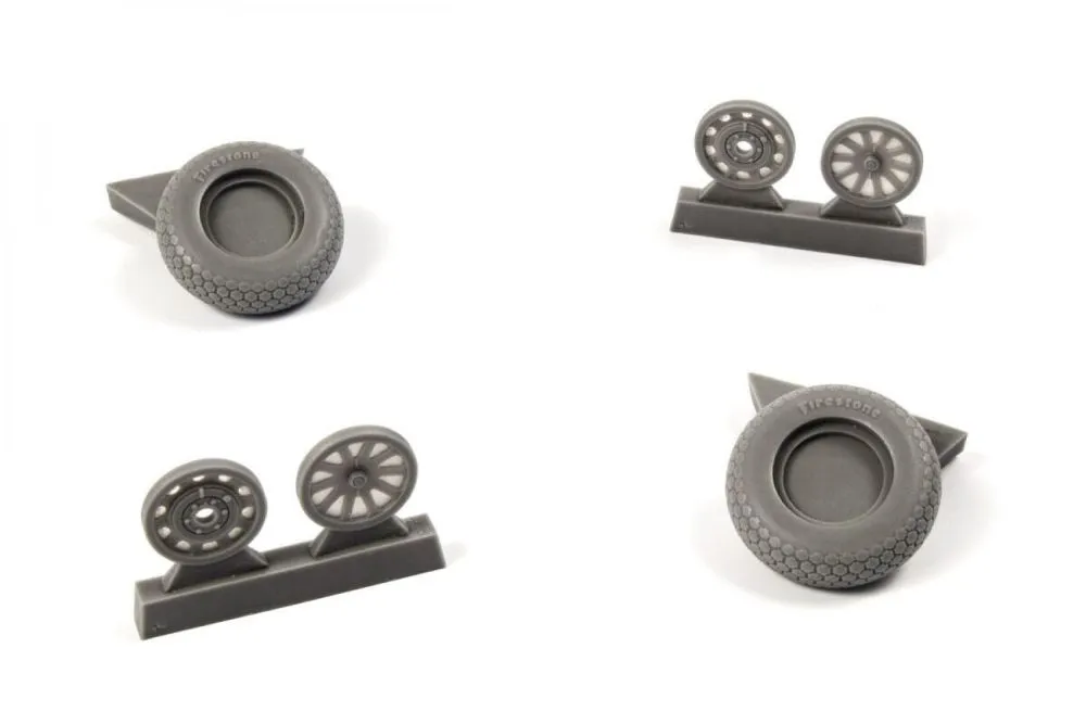 P-51D Mustang - Wheels (Cross Tread Pattern) 1:32