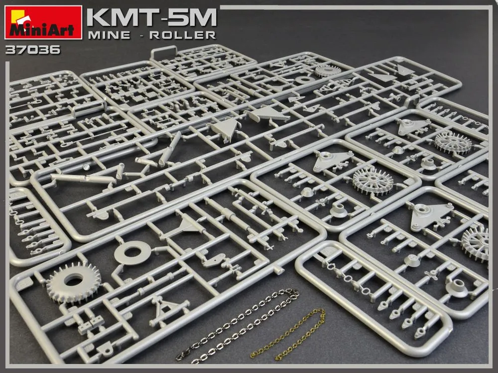 KMT-5M Soviet Mine-Roller 1:35