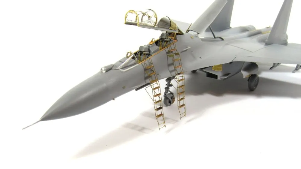 Su-27UB ladders 1:72