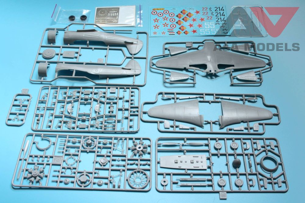 Yak-11 Military trainer 1:48