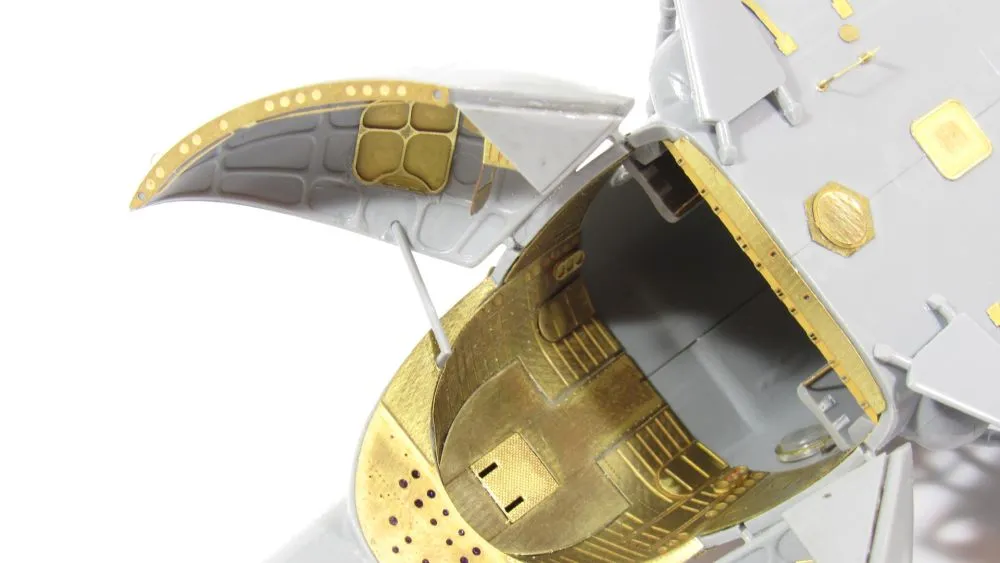 Mil Mi-8 cargo compartment for Zvezda 1:72