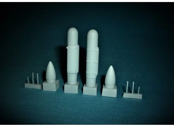 Mil Mi-8/17 External Fuel Tank (1690L) 1:72