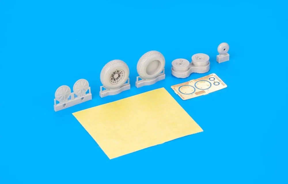 P-40E wheels 1:32