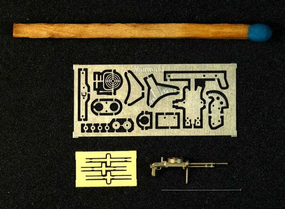 DT-29 MG (later) on mount P-40 1:72