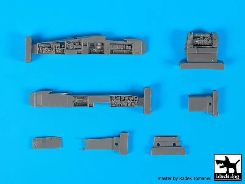 AH-64 D Front electronics & engine 1:72