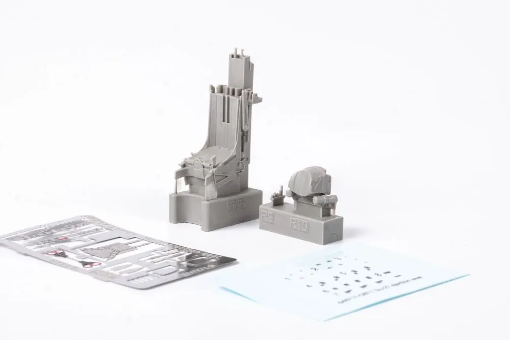 Su-27 ejection seat for G.W.H. 1:48