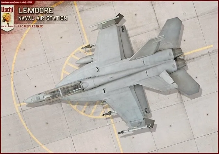 Lemoore NAS Scenic Display 1:48