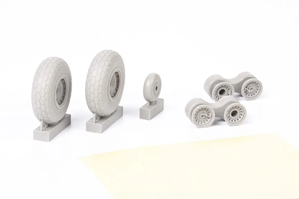 B-17 wheels oval tread 1:48