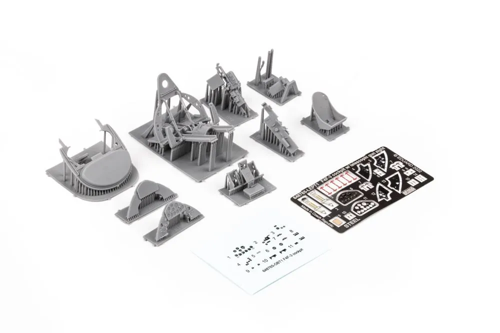 F4F-3 cockpit w/ telescopic gun sight PRINT 1:48