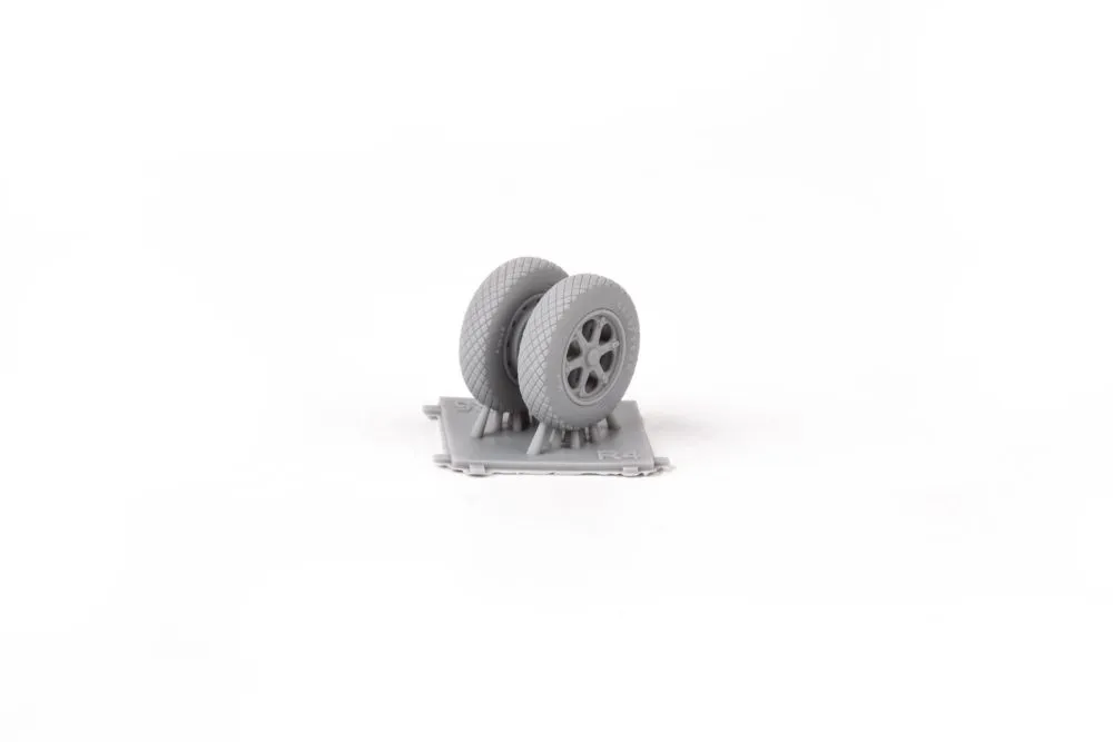 F4F wheels late PRINT 1:72