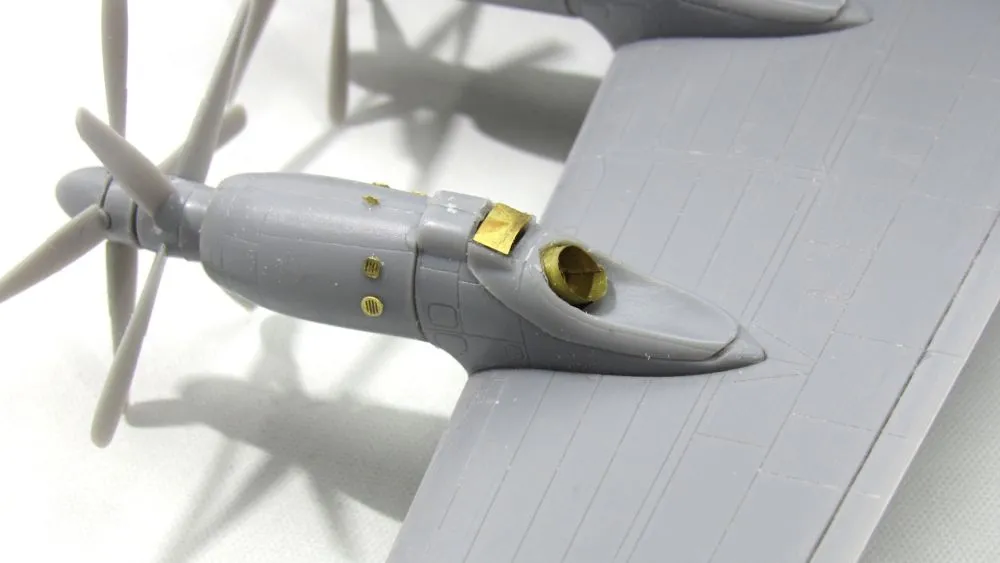 An-22 P.E. set (color) for E.E./ A&A Models 1:144