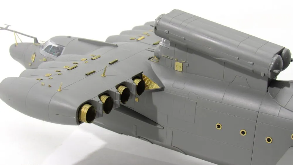 Ekranoplan "Lun" P.E. set for Takom 1:144