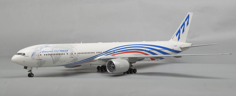 Boeing 777-300ER 1:144