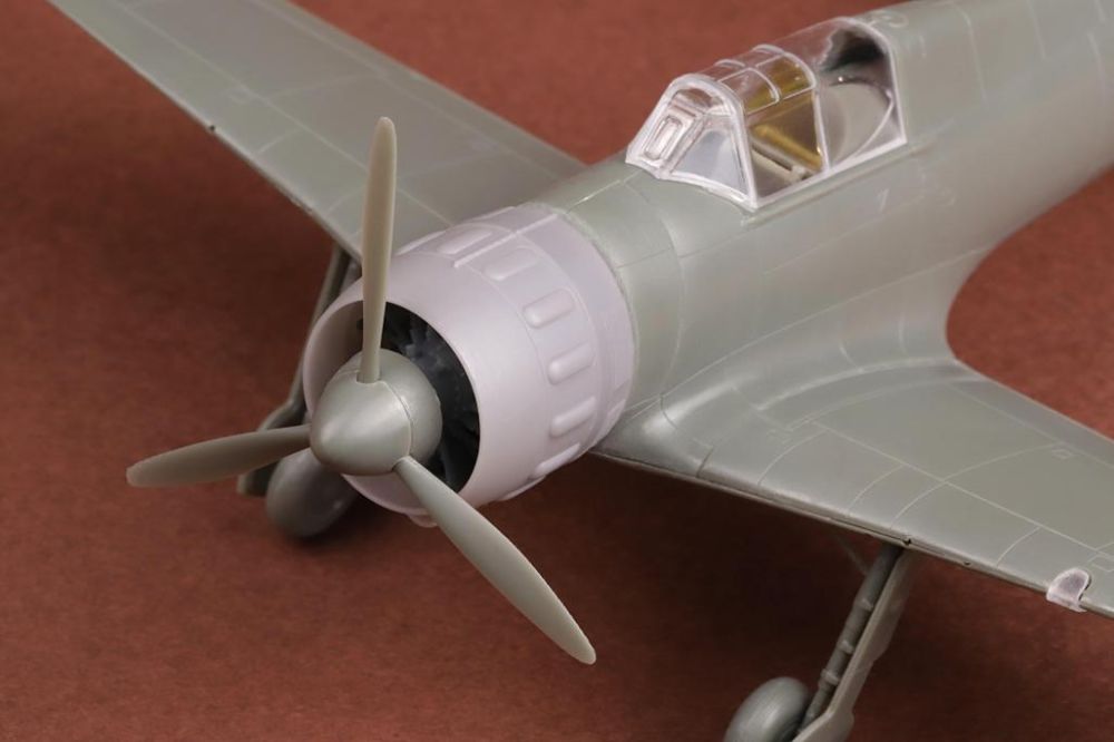 Bloch MB 151 & 152 engine with cowling 1:72