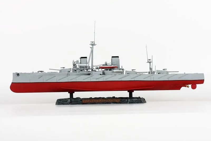 HMS Dreadnought 1:350