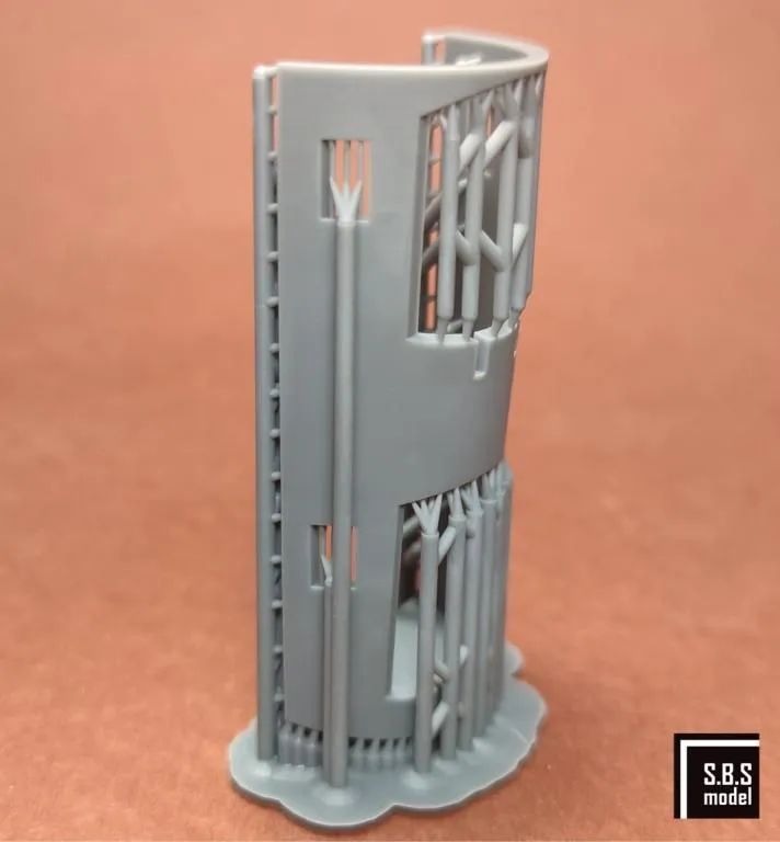 B-58 Hustler fuselage section for cockpit 1:48