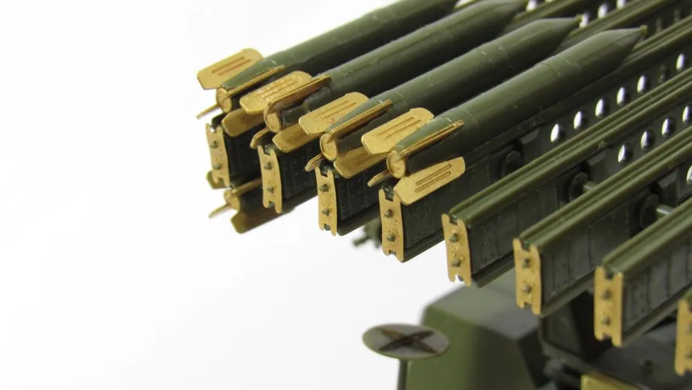 BM-13 "Katyusha" P.E. set 1:35