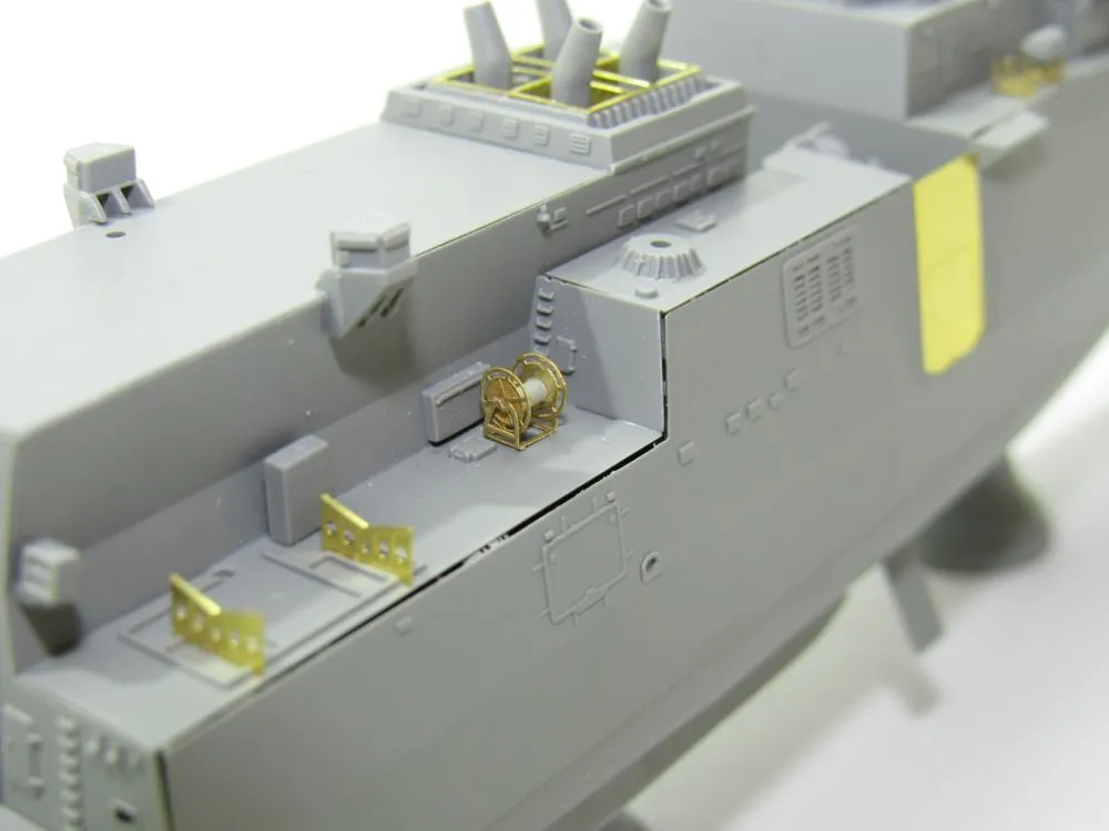 FFG Project 20380 P.E. set 1:350