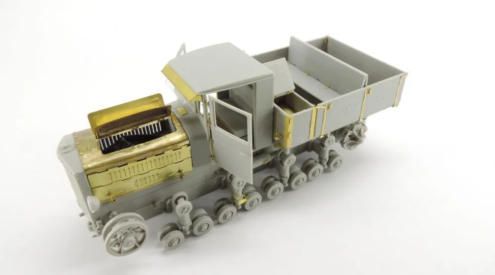 Artillery Tractor "Komintern' P.E. set for Trumpeter 1:35