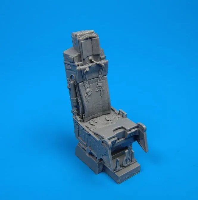 A-10A ejection seat with safety belts 1:32