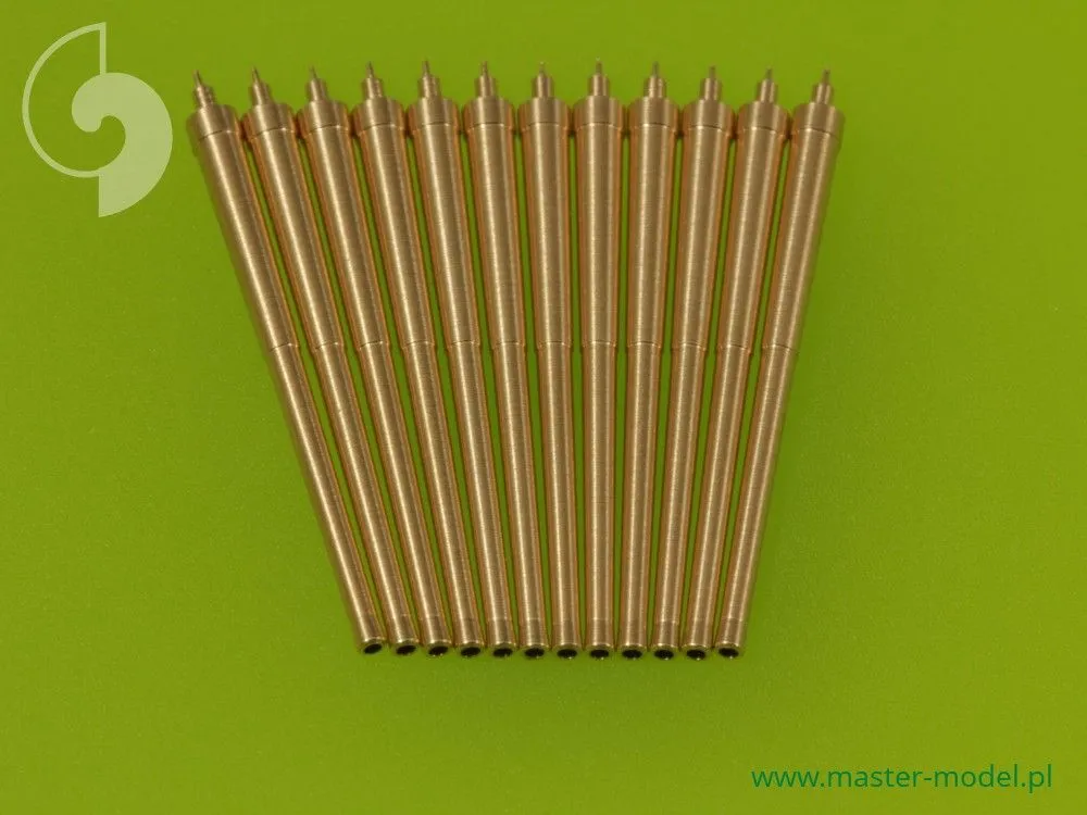 USN 14in/45 (35,6 cm) barrels 1:700