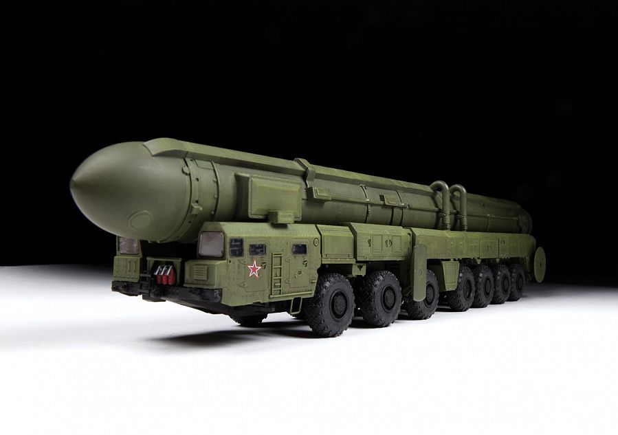 RT-2PM "TOPOL" ICBM 1:72