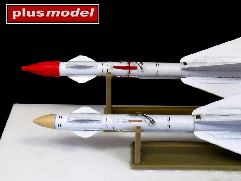 R-24R / AA-7C Apex 1:48