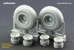 B-17 wheels 1:48