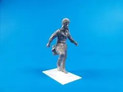 Soviet Yak-3 Pilot running towards his aircraft 1:32