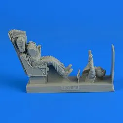 US Navy Fighter Pilot with ej. seat for F-8 1:32