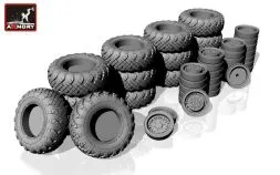 SS-25 Topol wheels w/ VI-178AU tires & late hubs 1:72