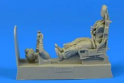 USAF Pilot for F-100 with ejection seat 1:32