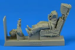 US Navy Pilot for F/A-18A/C with ejection seat 1:32