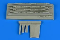 Su-17/22 M3/M4 fully loaded chaff/flare dispensers 1:48