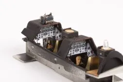 T-28C P.E. for Kitty Hawk - Zoom 1:32