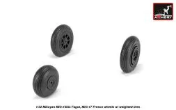 MiG-15bis (late) / MiG-17 wheels w/ weighted tires 1:32