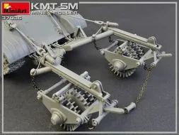 KMT-5M Soviet Mine-Roller 1:35