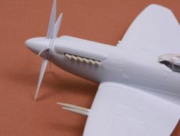 Spitfire F Mk. 22 exhaust & gun barrels 1:72