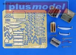 Tool - boxes, keys and tools 1:35
